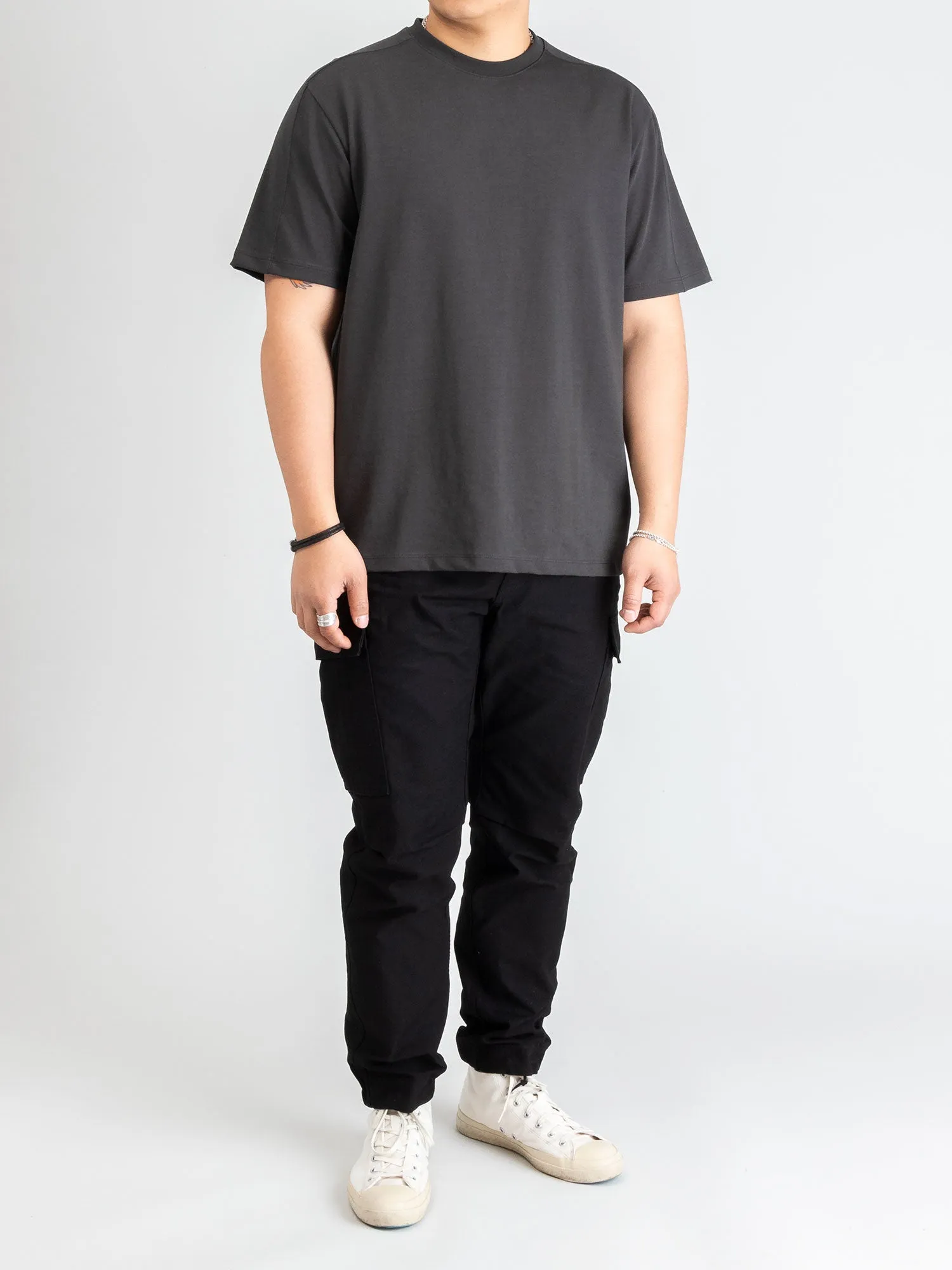 Basic T-Shirt in Charcoal