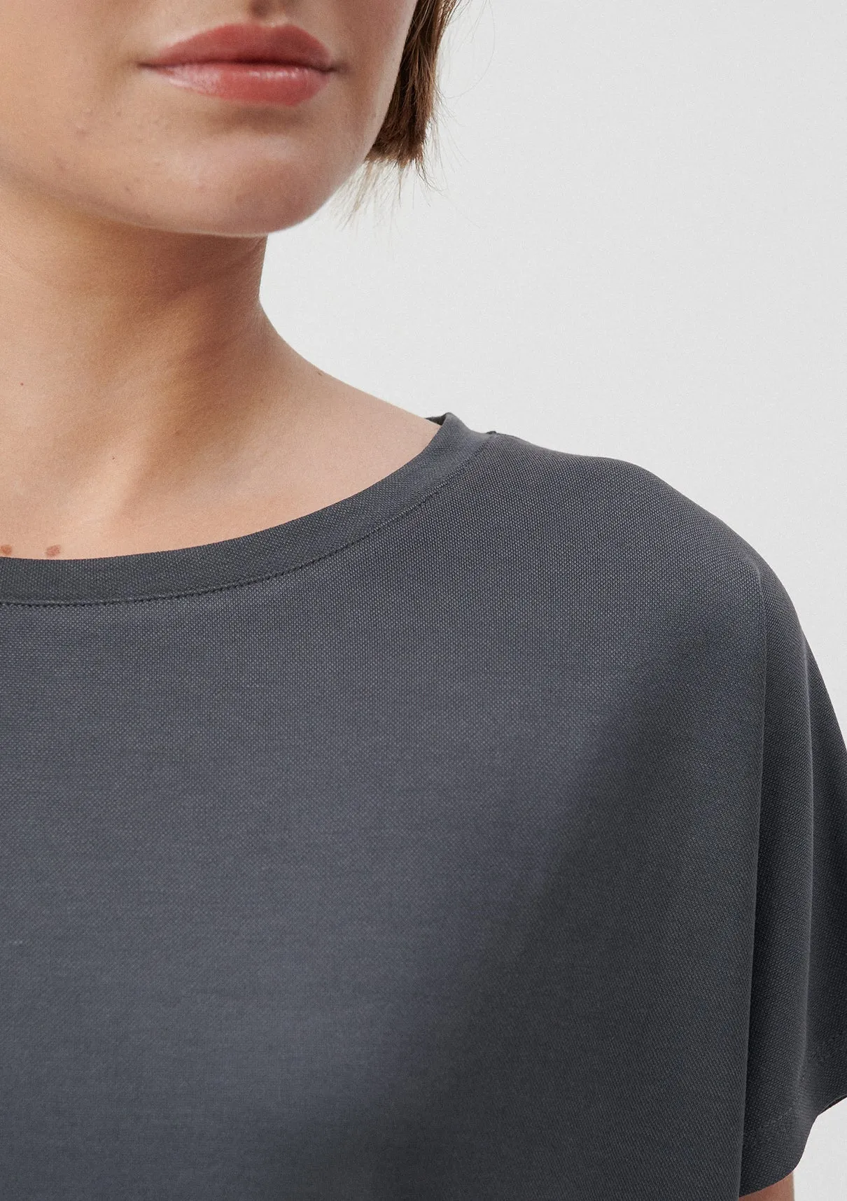 Basic T-Shirt
