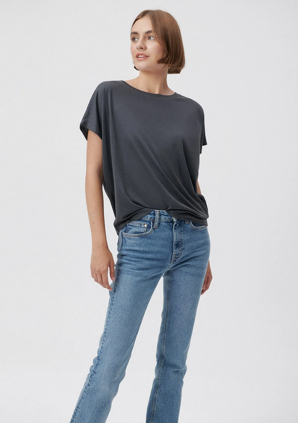 Basic T-Shirt
