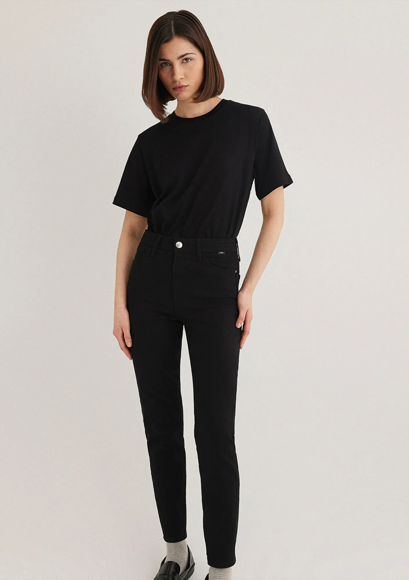 Black Basic T-Shirt
