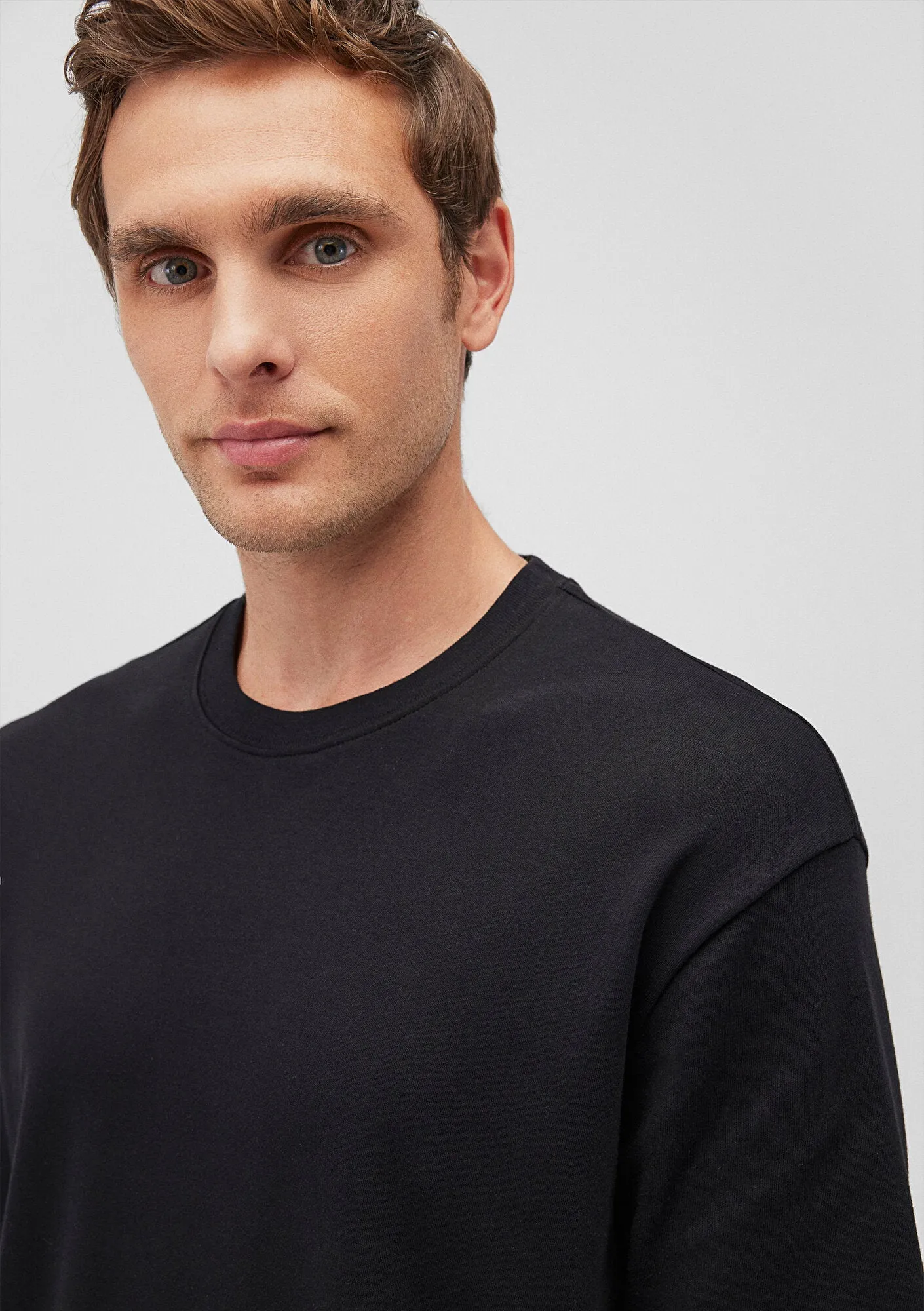 Black Basic T-Shirt