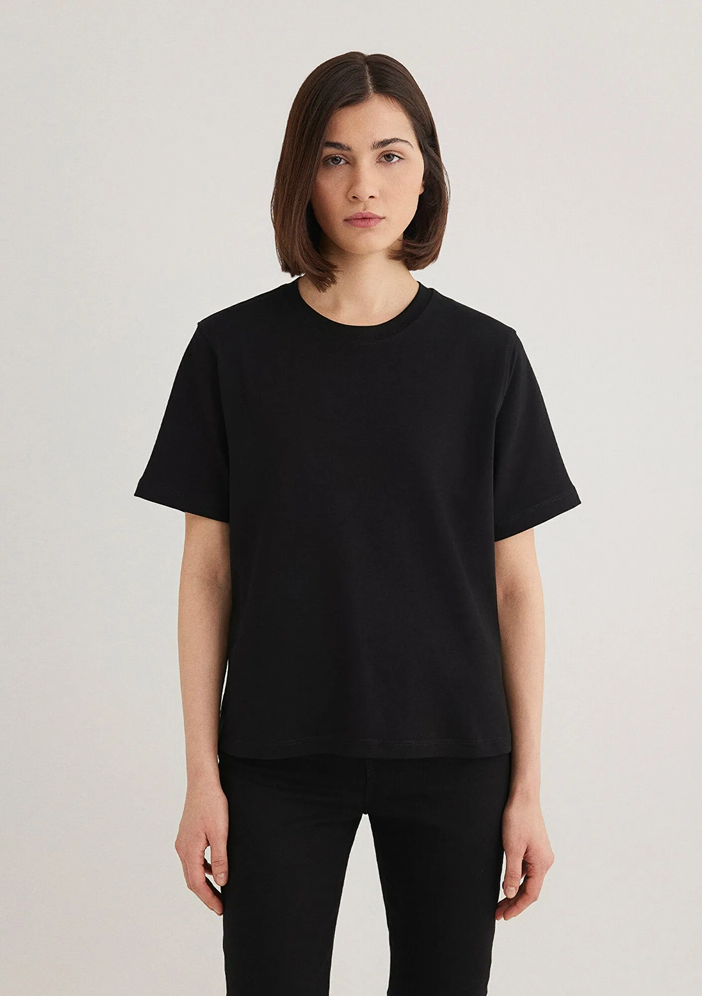 Black Basic T-Shirt