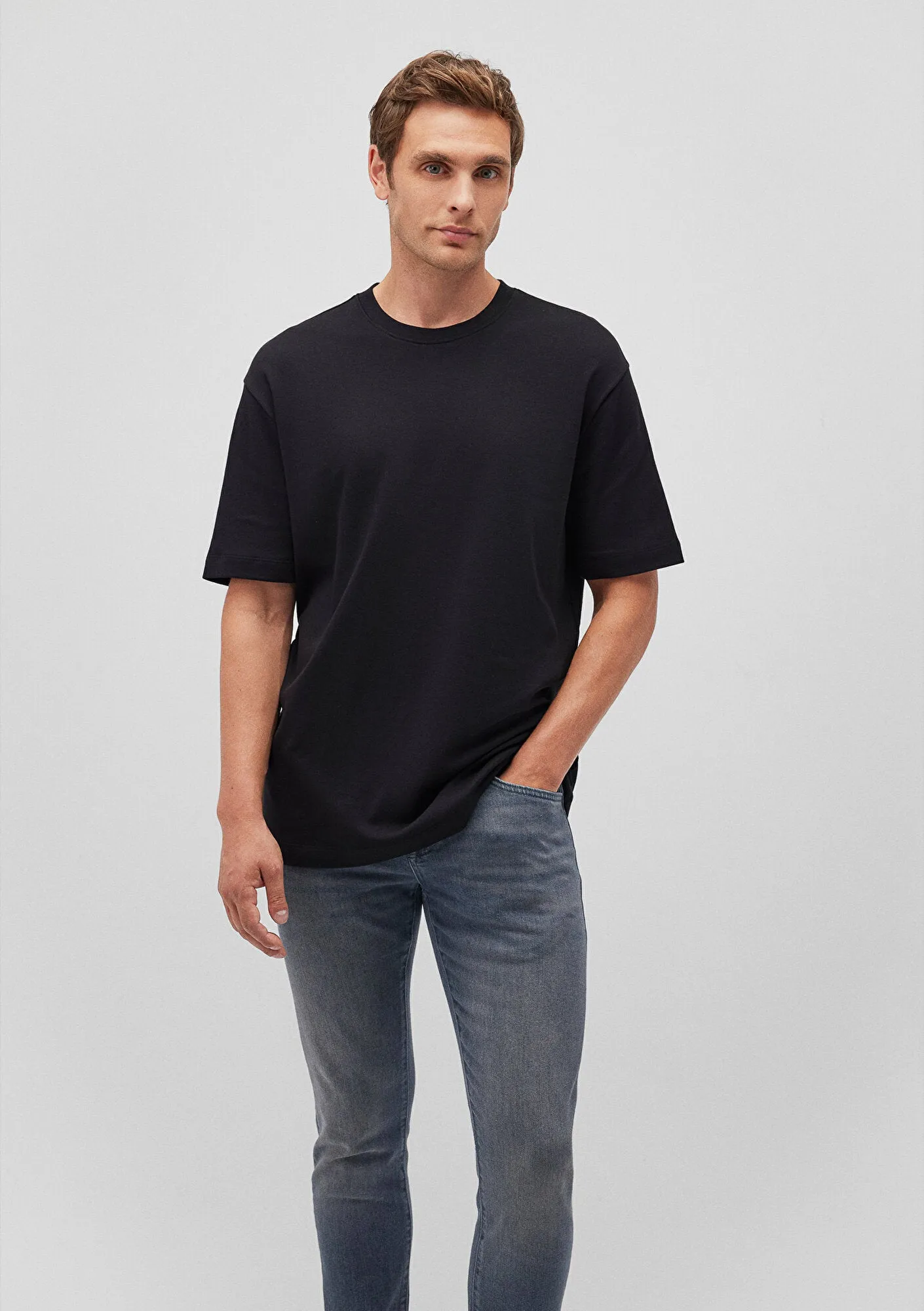 Black Basic T-Shirt