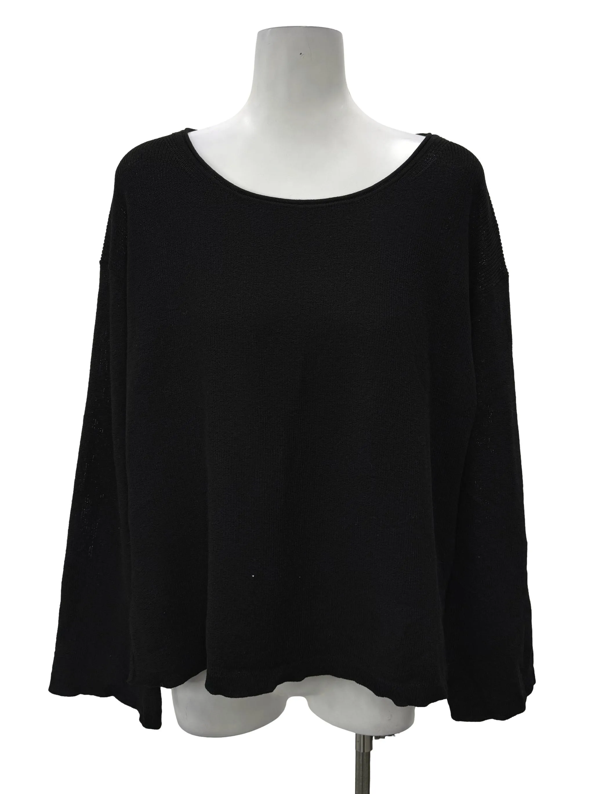 Black Round Neck Long Sleeves Top