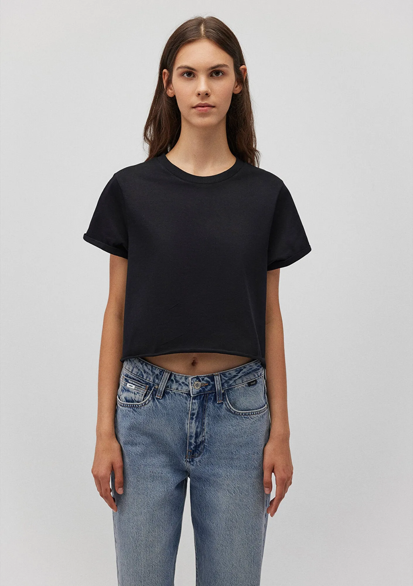 Crop Black Basic T-Shirt