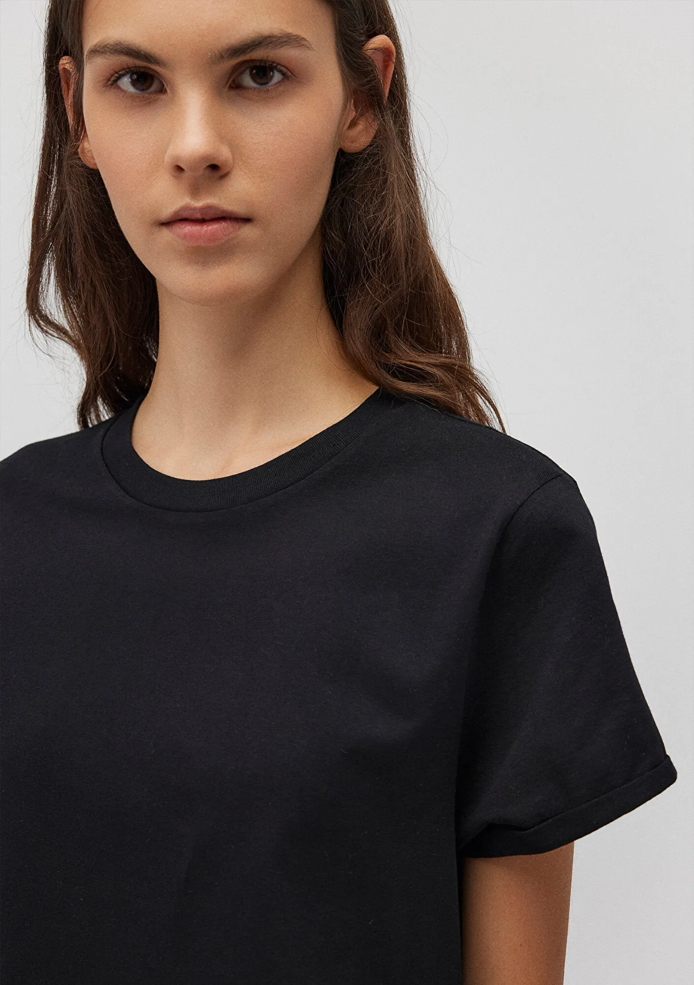 Crop Black Basic T-Shirt