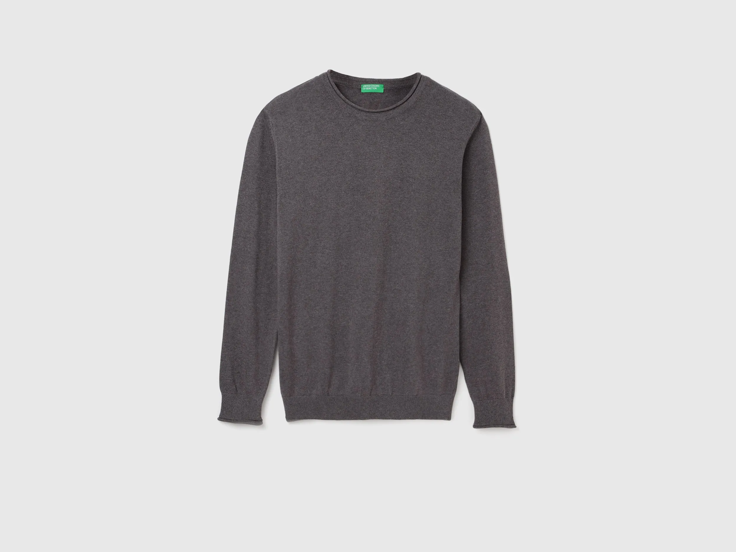 Men's Regular Fit Round Neck Solid Sweaters