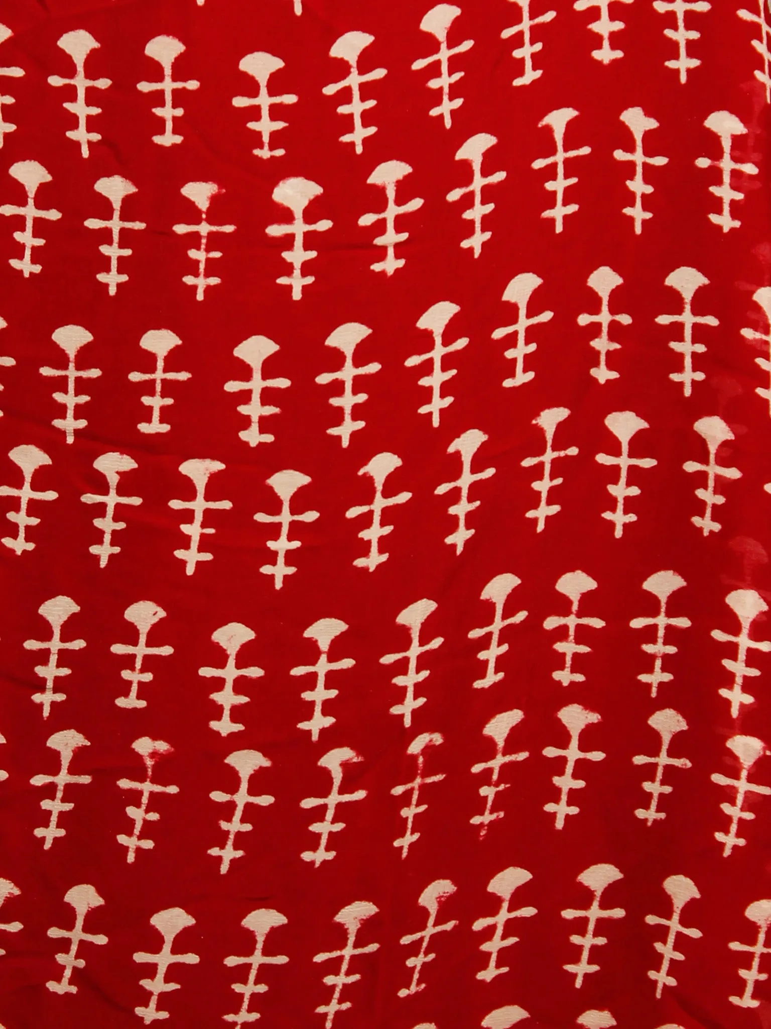 Red White Hand Block Printed Chiffon Saree with Zari Border - S031702801