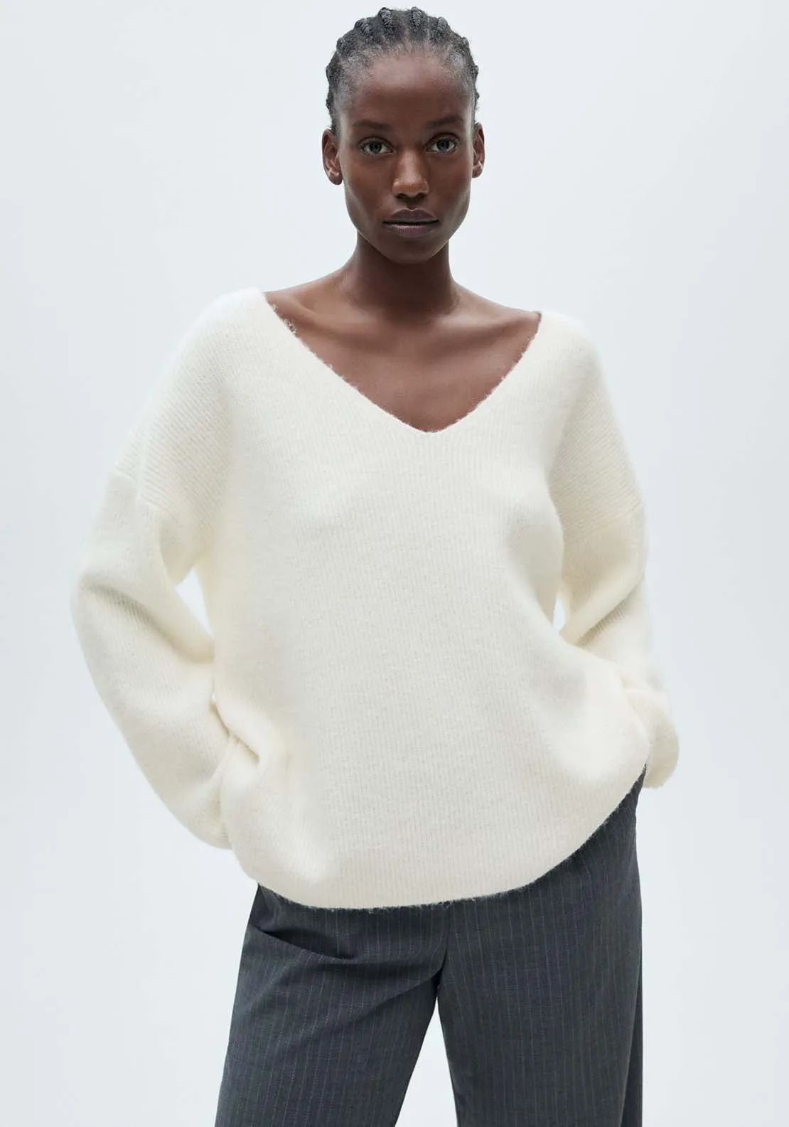 V-neck knit sweater - Light Beige