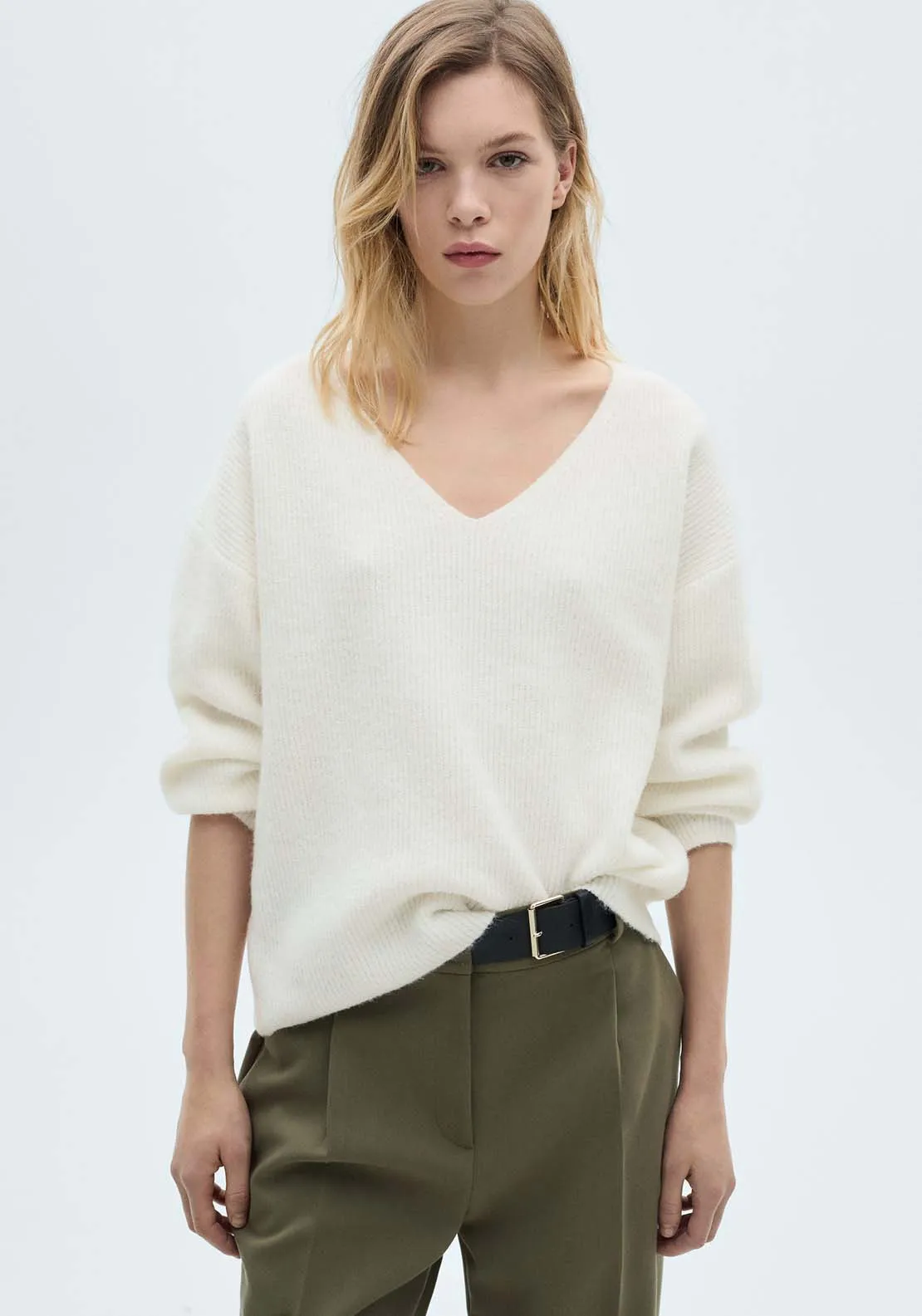 V-neck knit sweater - Light Beige
