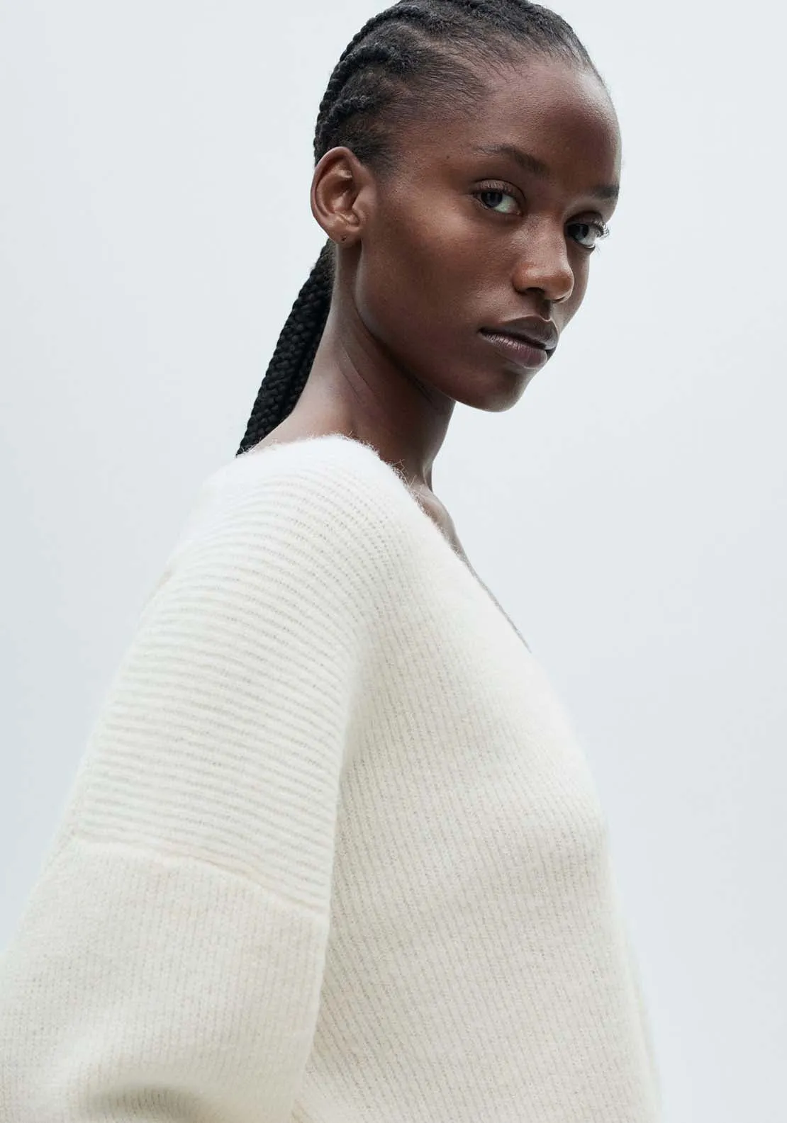 V-neck knit sweater - Light Beige